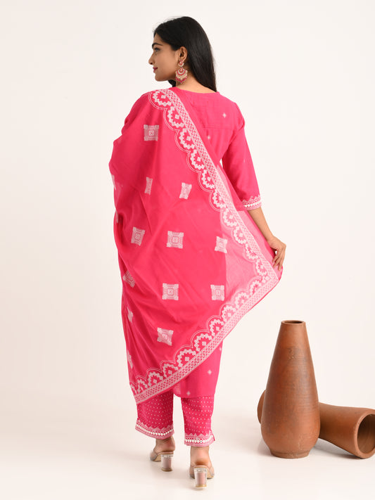 Fuchsia Threadwork Kurta Set