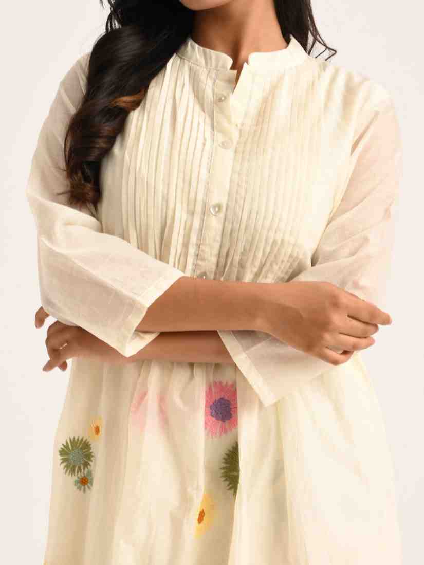 Ivory Floral Detail Kurta Set with Dupatta