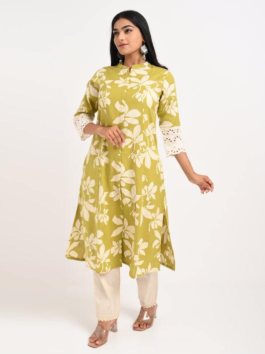 Floral Print Kurta Set with Lace Detailing