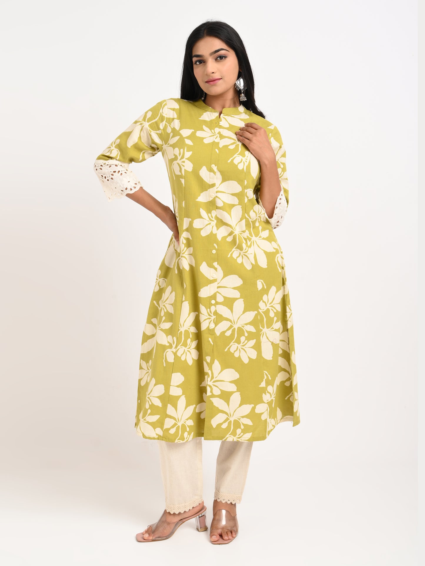 Floral Print Kurta Set with Lace Detailing