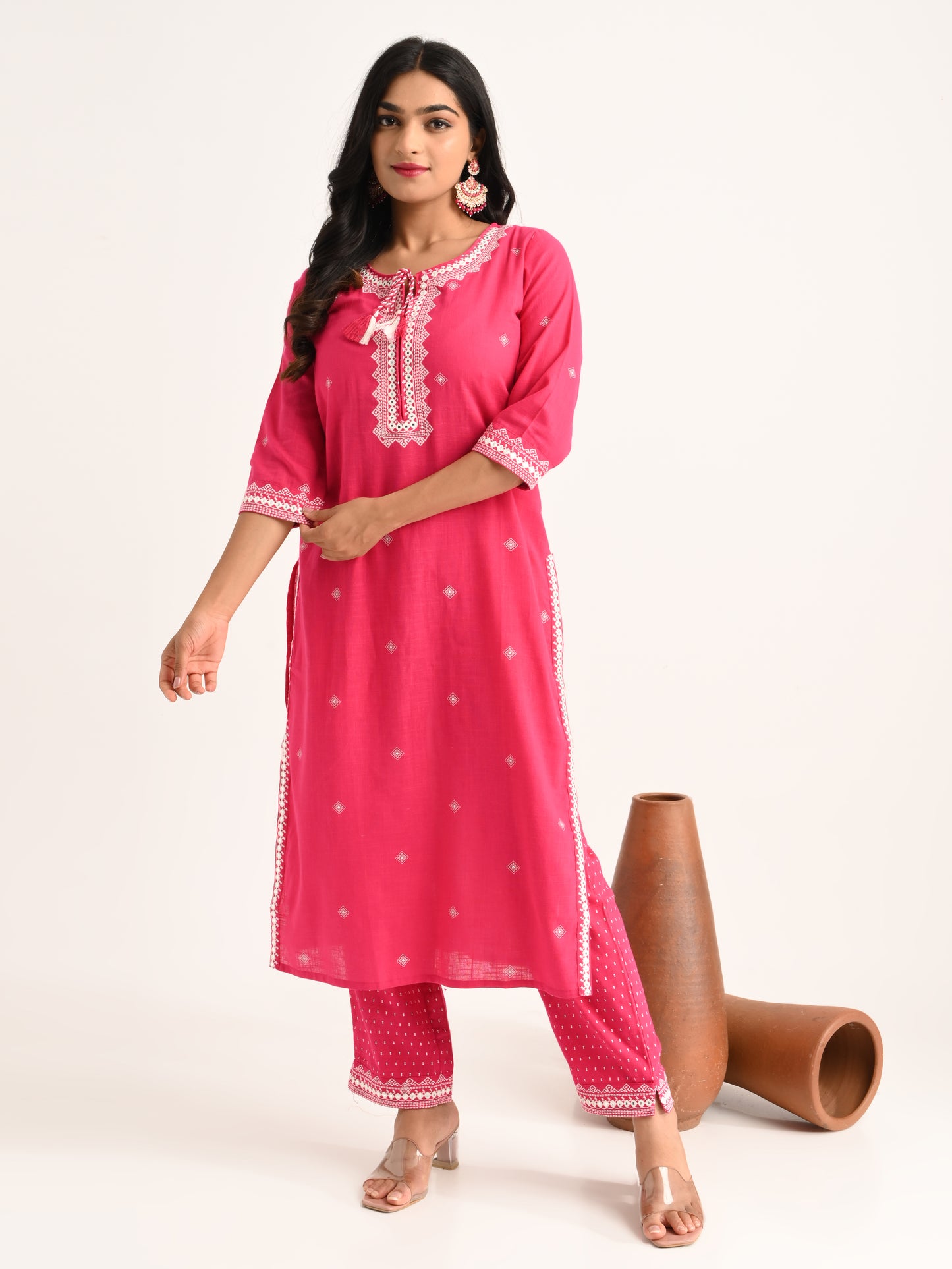 Fuchsia Threadwork Kurta Set