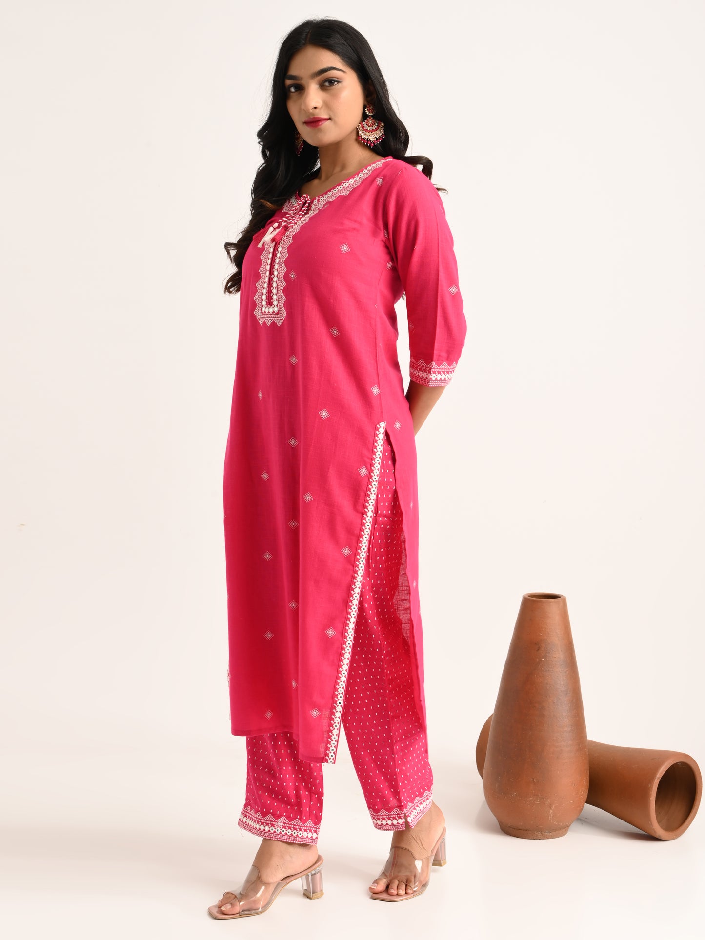 Fuchsia Threadwork Kurta Set