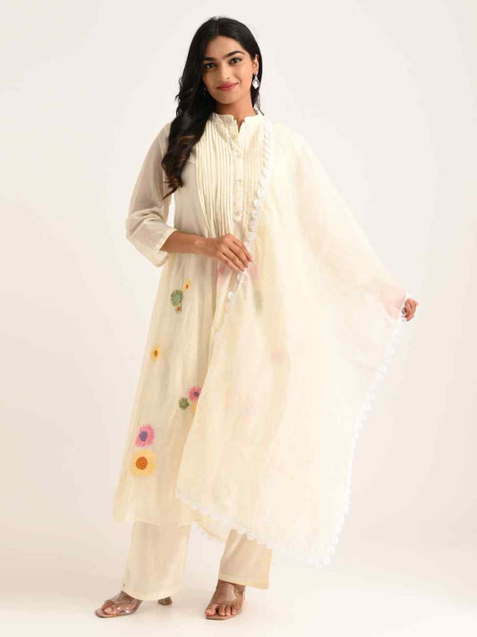 Ivory Floral Detail Kurta Set with Dupatta