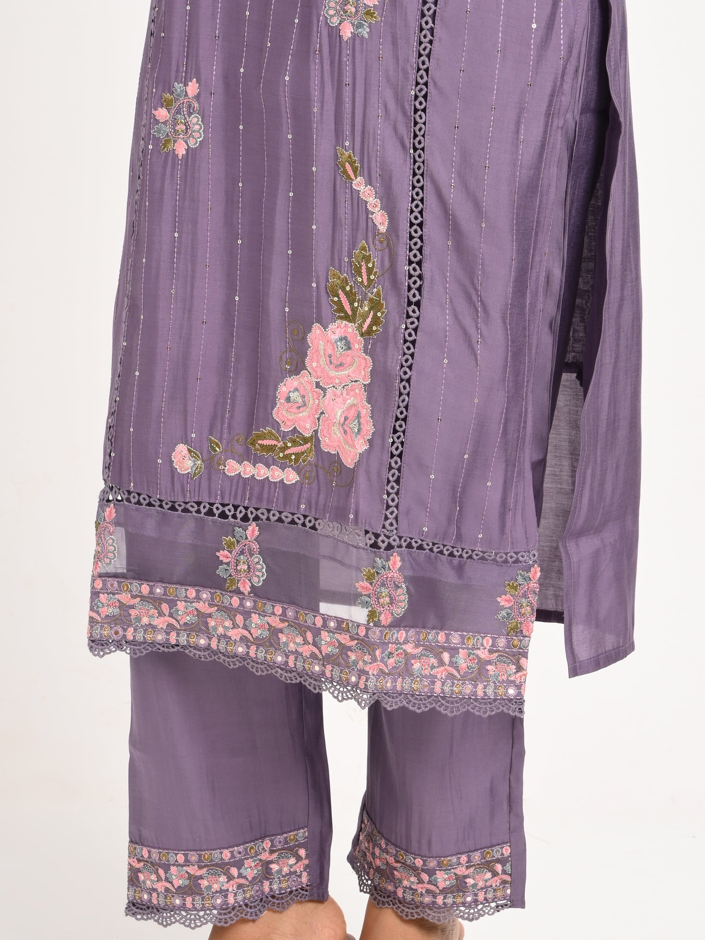 Lavender Embroidered Kurta Set with Dupatta
